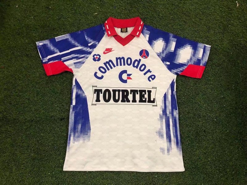 93-94 Paris away